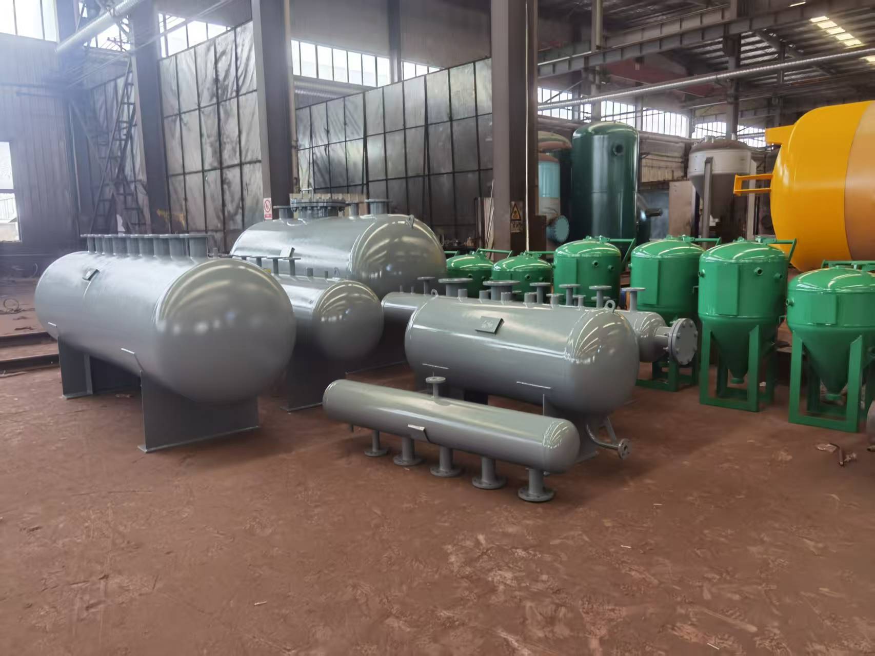 臥式儲氣罐、分汽缸